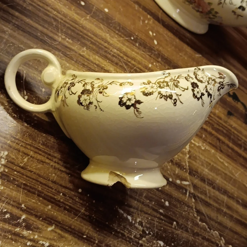 Antique 1935 Taylor Smith & Taylor pink rose gold trim creamer, sugar bowl gravy